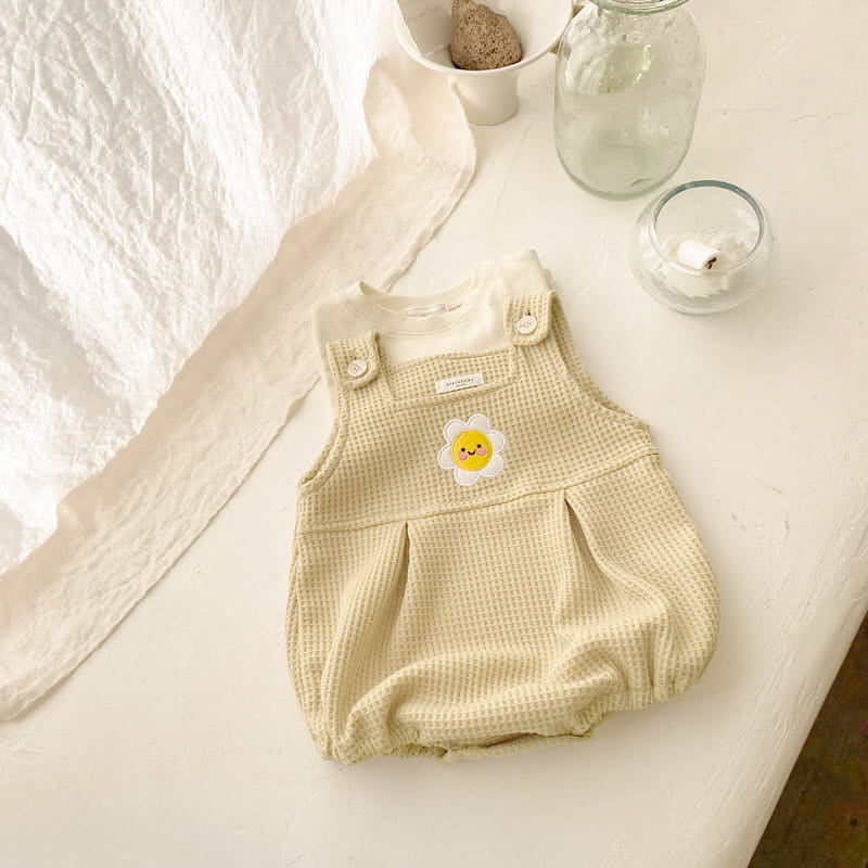 Baby Flower Overall Tee Set