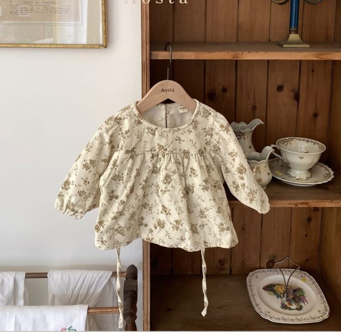 Chamomile Blouse