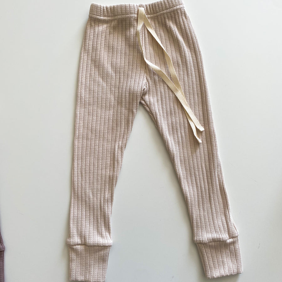 Ribbed Knit Leggings