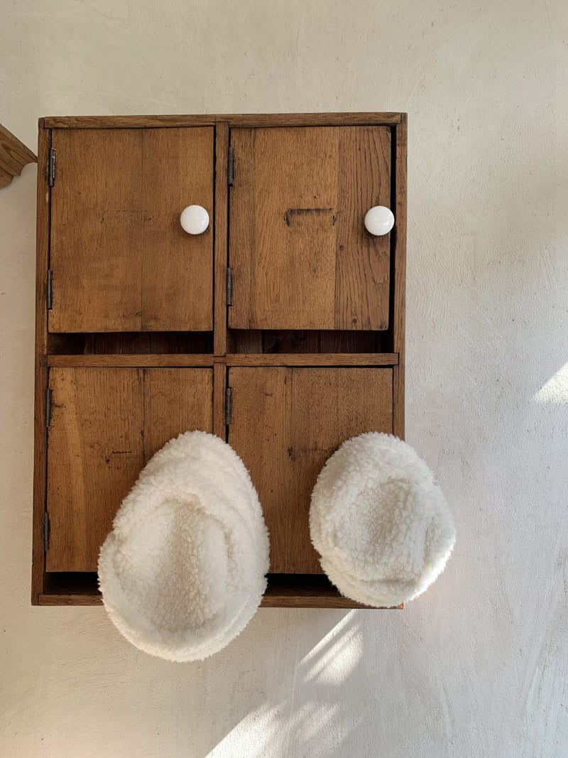 Lamb Hat