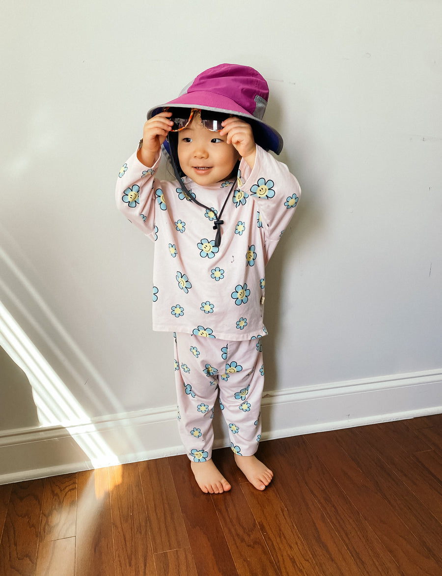 Smile Daisy Loungewear