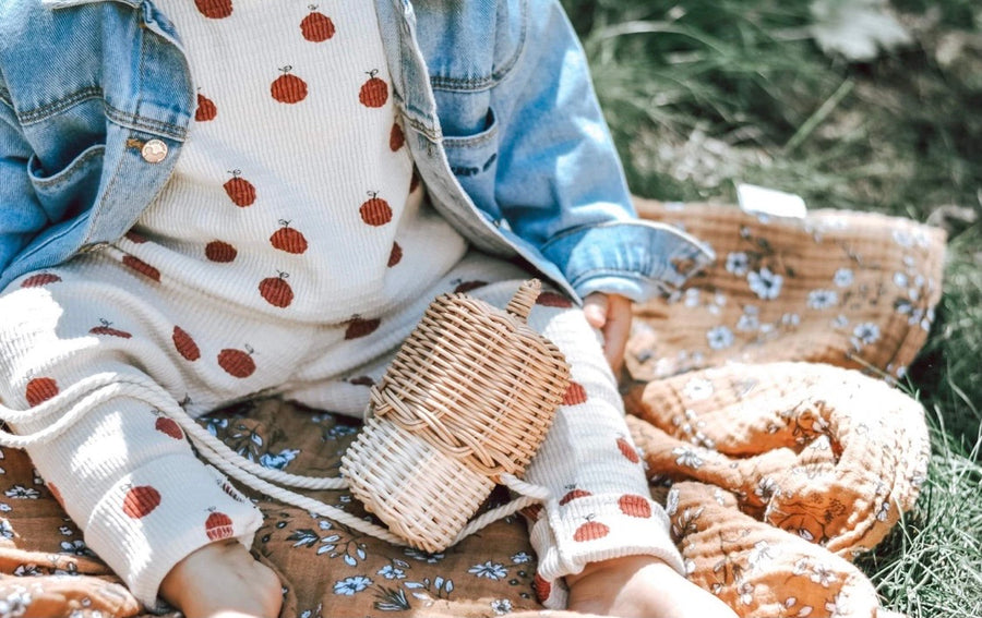 Acorn Purse